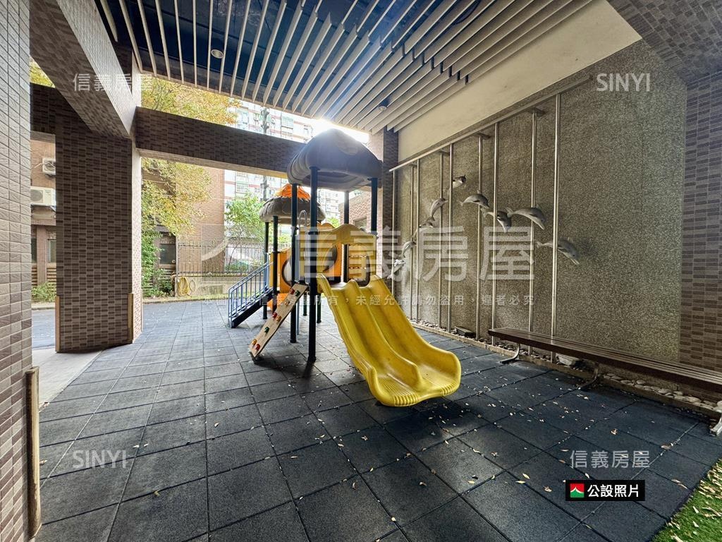 創世紀風雅寬敞三房雙平車房屋室內格局與周邊環境