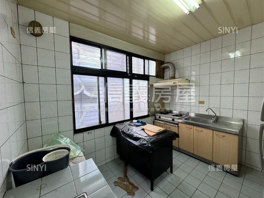 精美泰順街頂加好屋房屋室內格局與周邊環境