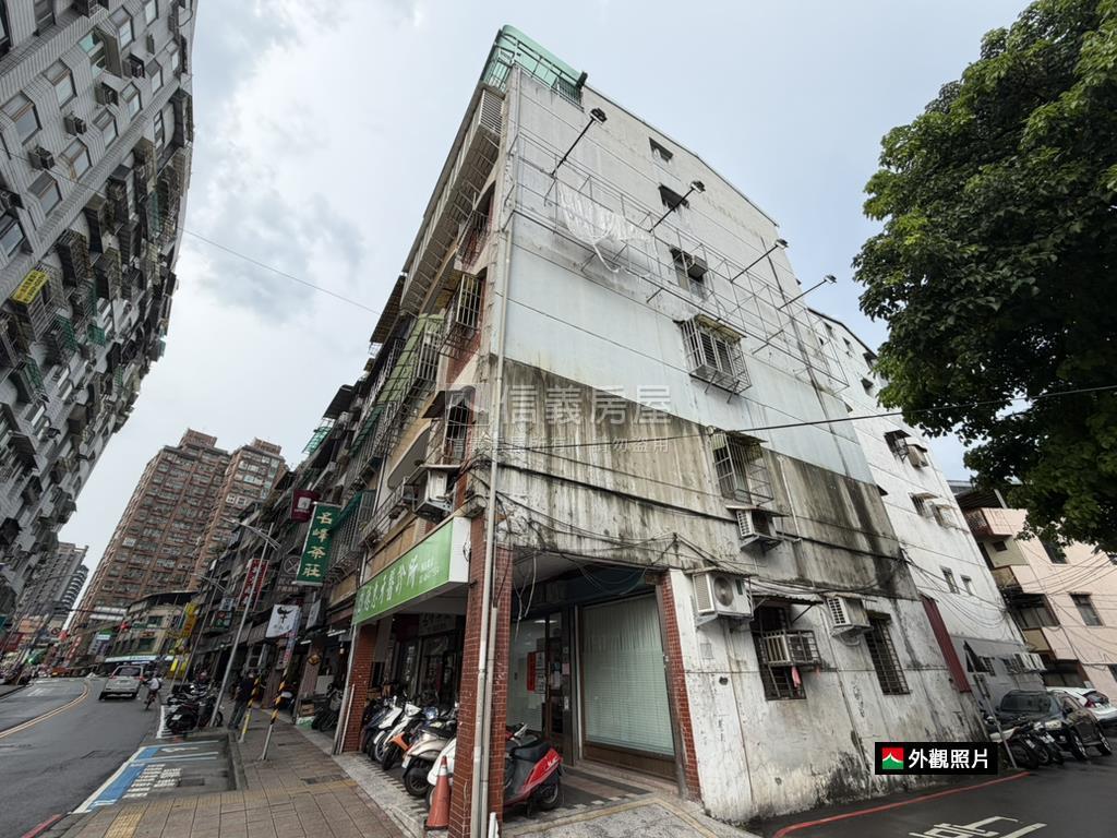 忠孝東路邊間公寓稀有釋出房屋室內格局與周邊環境