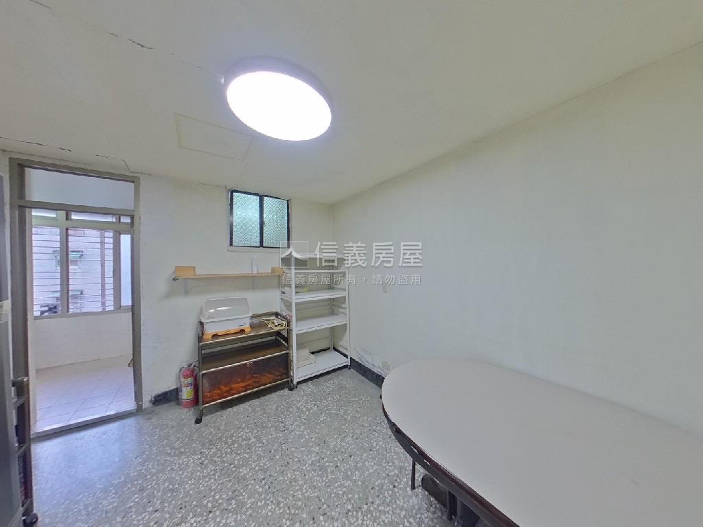 低總生活便利美學房屋室內格局與周邊環境