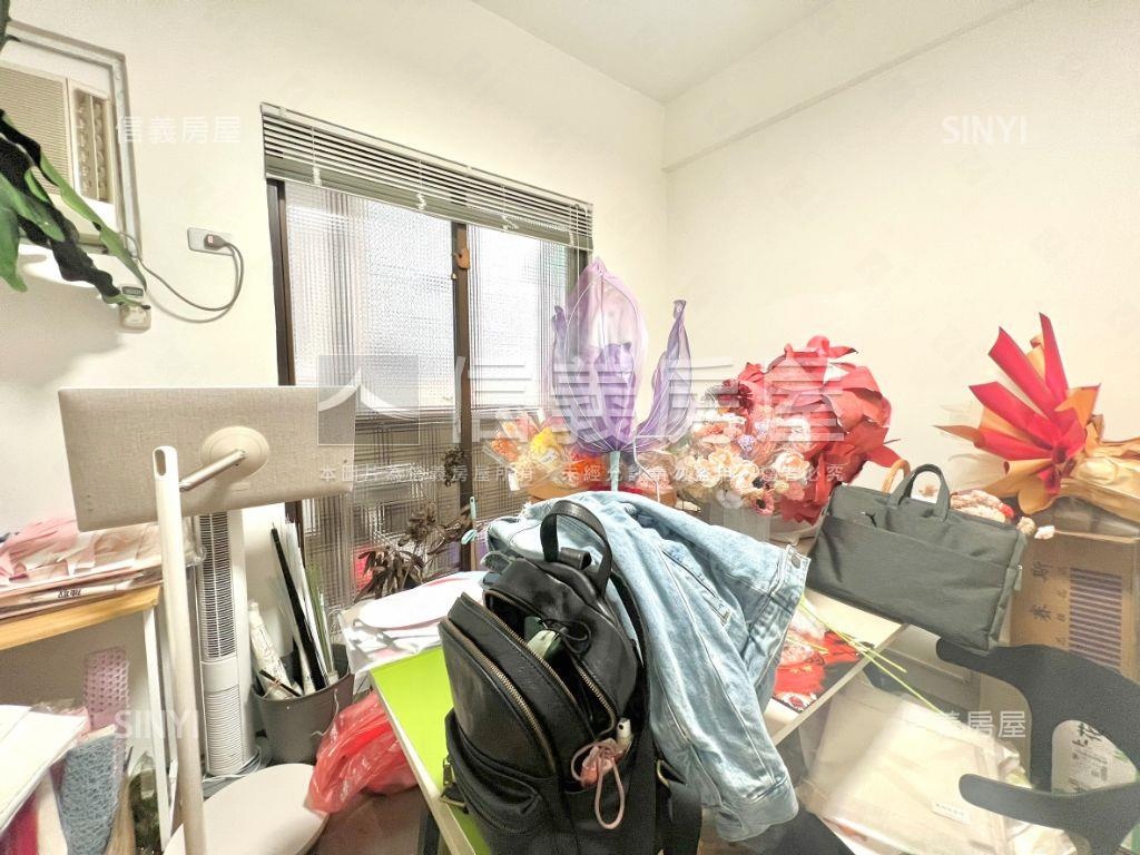 藝術街旁稀有大面寬房屋室內格局與周邊環境