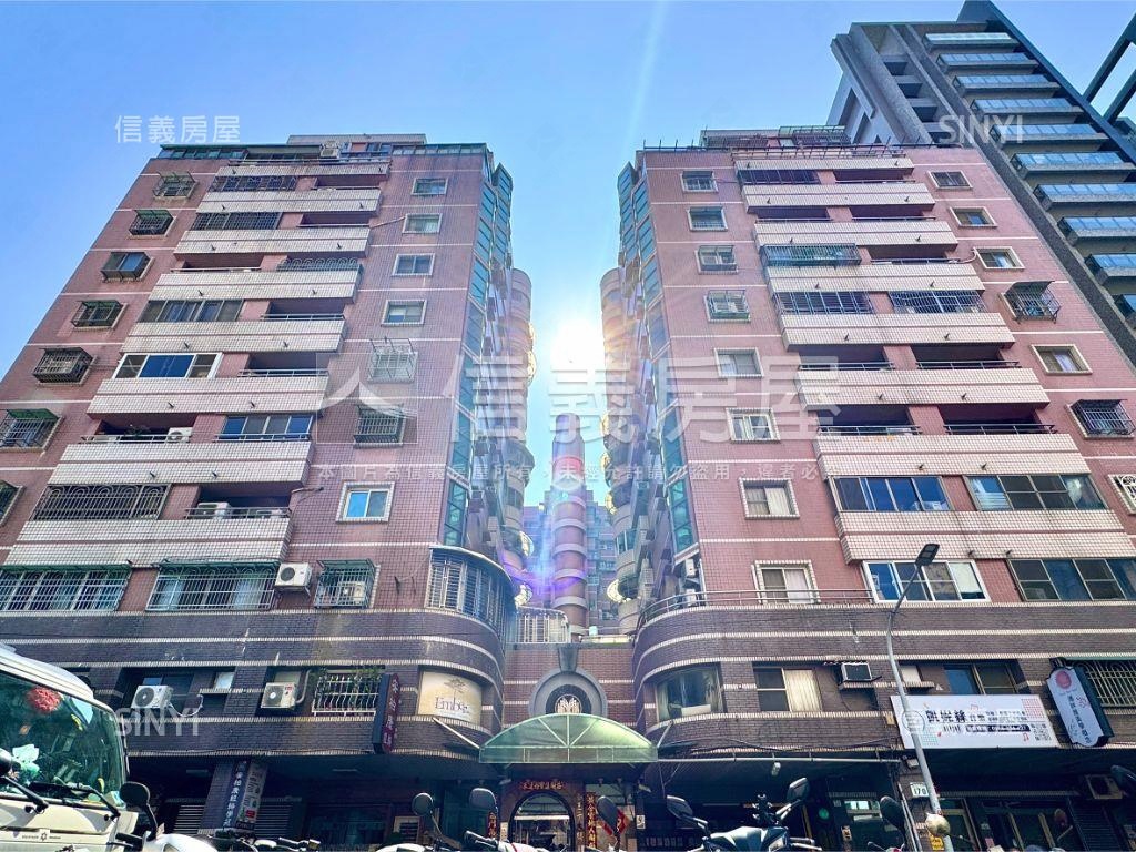 高鐵小王子屋況佳三房車位房屋室內格局與周邊環境