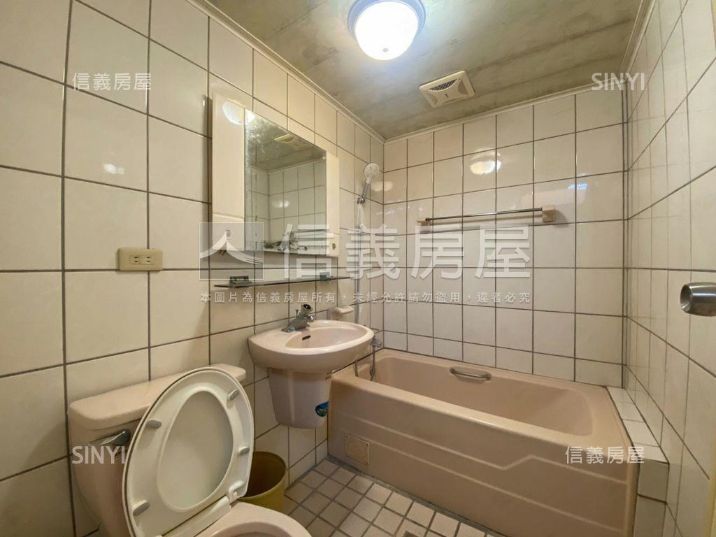 烏日三鐵共構低總價三房房屋室內格局與周邊環境