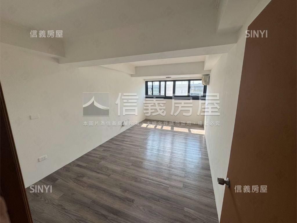 烏日三鐵共構低總價華廈房屋室內格局與周邊環境