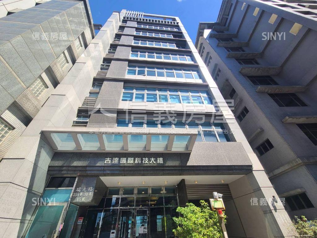 內科近捷運整層氣派辦公房屋室內格局與周邊環境