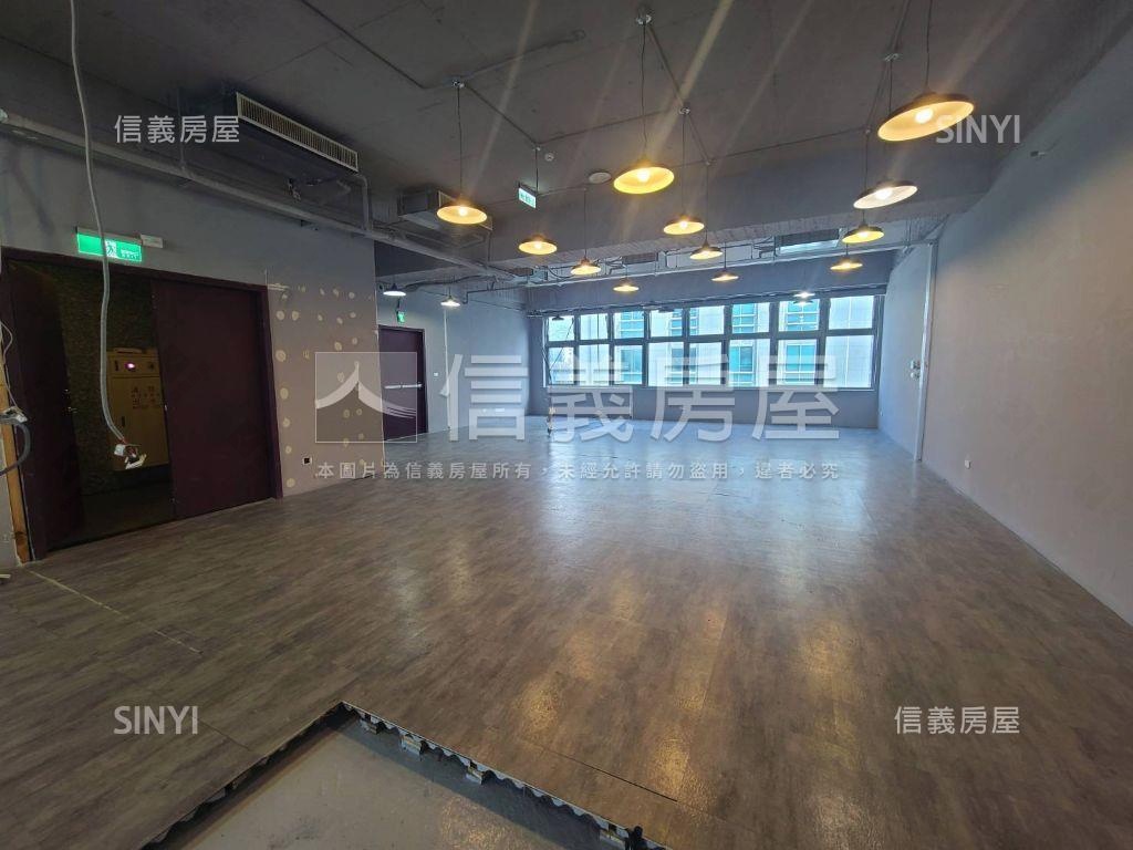 內科近捷運整層氣派辦公房屋室內格局與周邊環境
