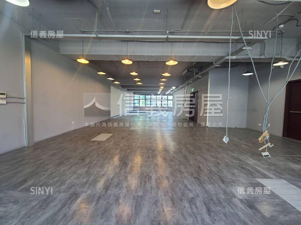 內科近捷運整層氣派辦公房屋室內格局與周邊環境