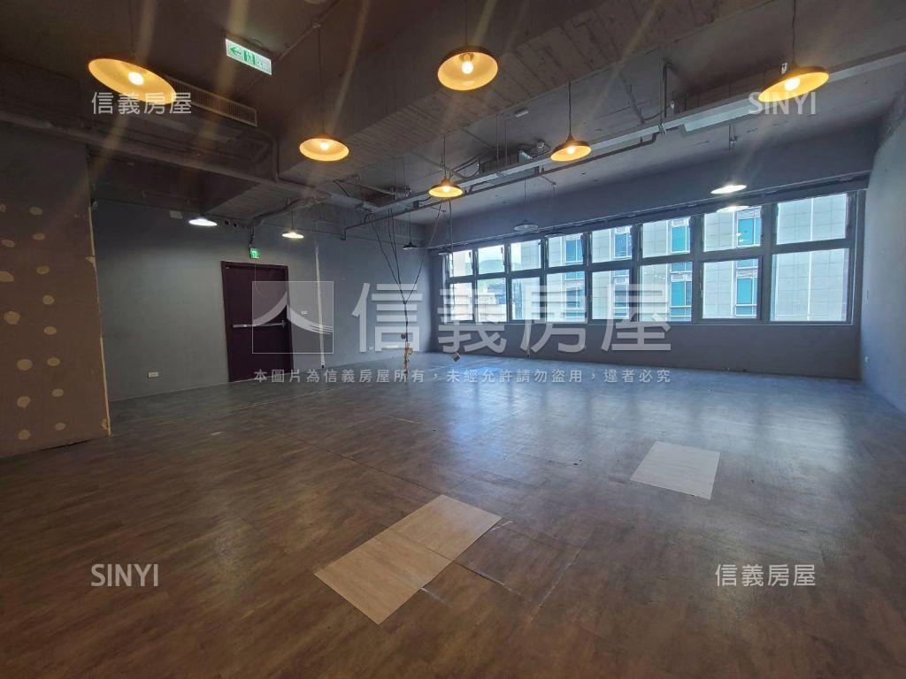 內科近捷運整層氣派辦公房屋室內格局與周邊環境