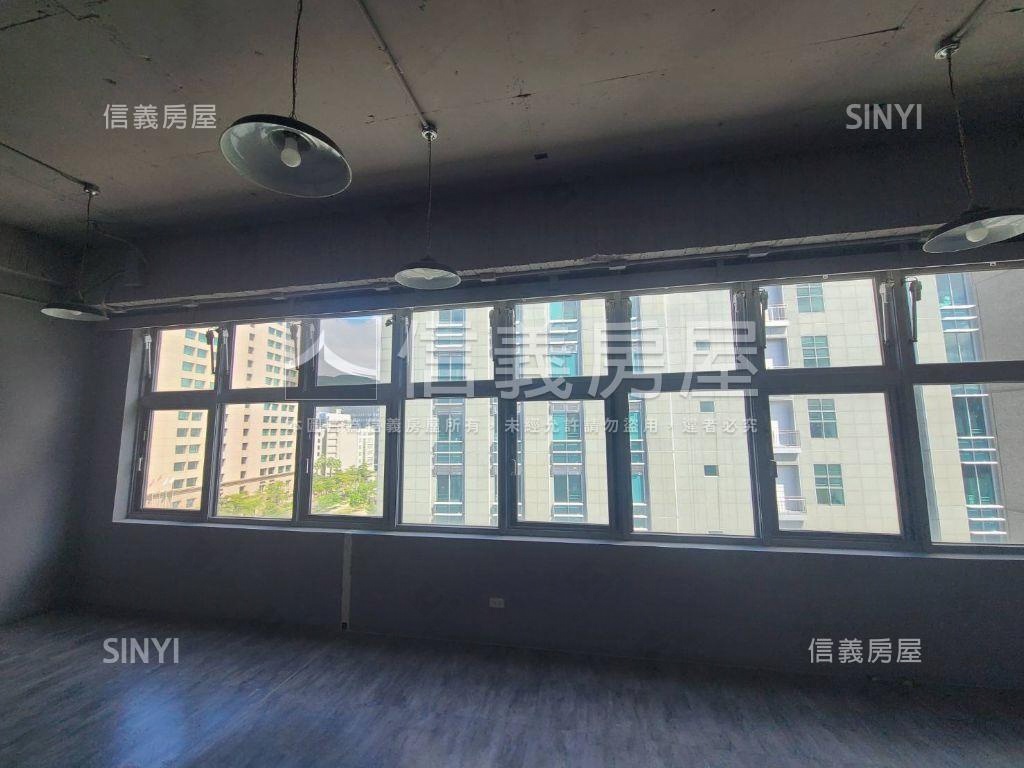 內科近捷運整層氣派辦公房屋室內格局與周邊環境