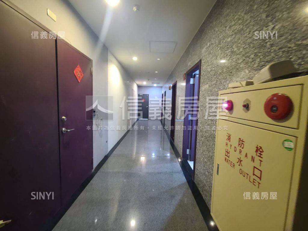 內科近捷運整層氣派辦公房屋室內格局與周邊環境