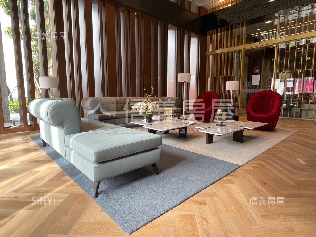 女王萬歲視野三房平車房屋室內格局與周邊環境