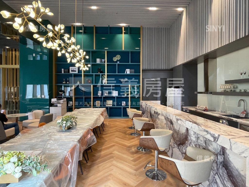 女王萬歲視野三房平車房屋室內格局與周邊環境