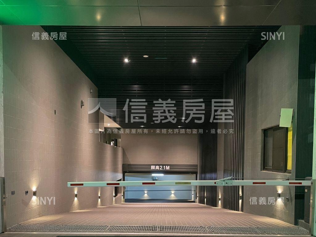 女王萬歲視野三房平車房屋室內格局與周邊環境