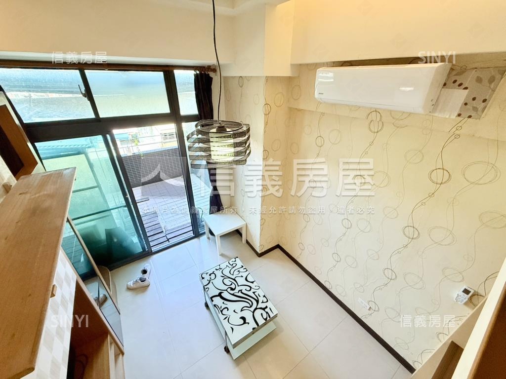 七張捷運典藏露臺戶房屋室內格局與周邊環境