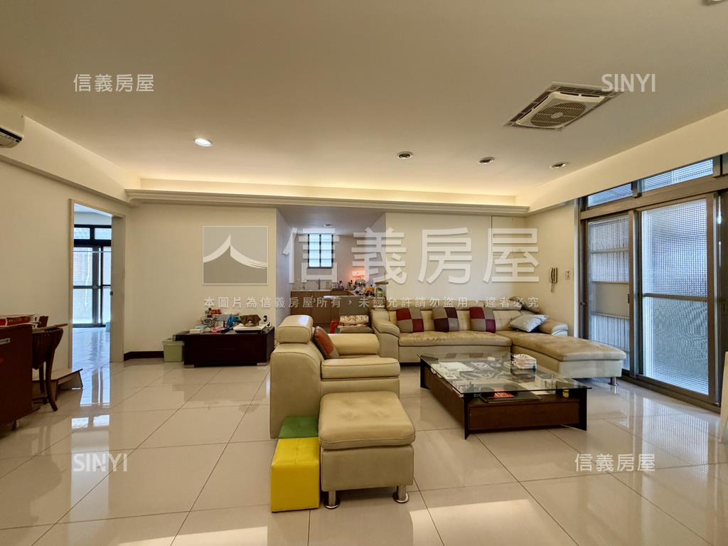 鄰蘭雅公園１樓大戶房屋室內格局與周邊環境