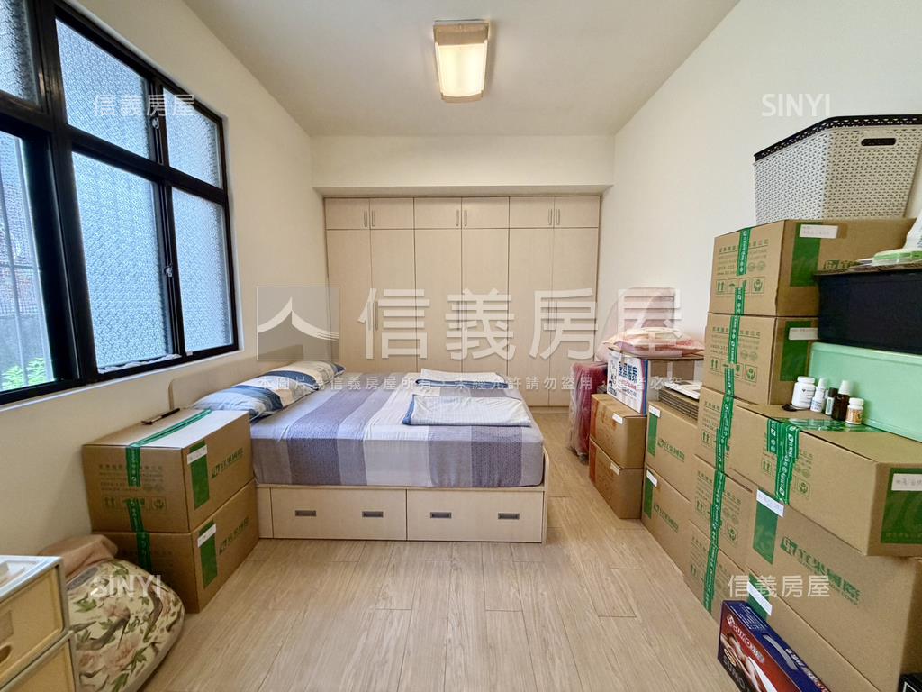 鄰蘭雅公園１樓大戶房屋室內格局與周邊環境