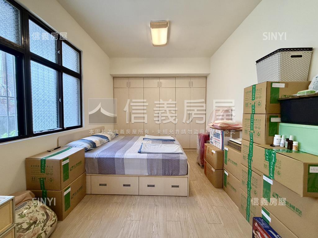 鄰蘭雅公園１樓大戶房屋室內格局與周邊環境