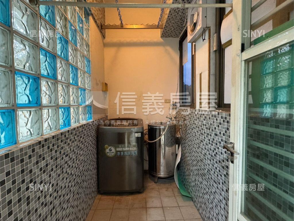 仁愛特區精美大三房房屋室內格局與周邊環境