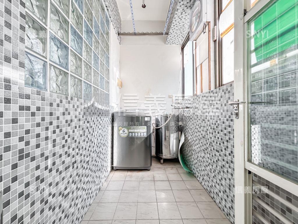 仁愛特區精美大三房房屋室內格局與周邊環境