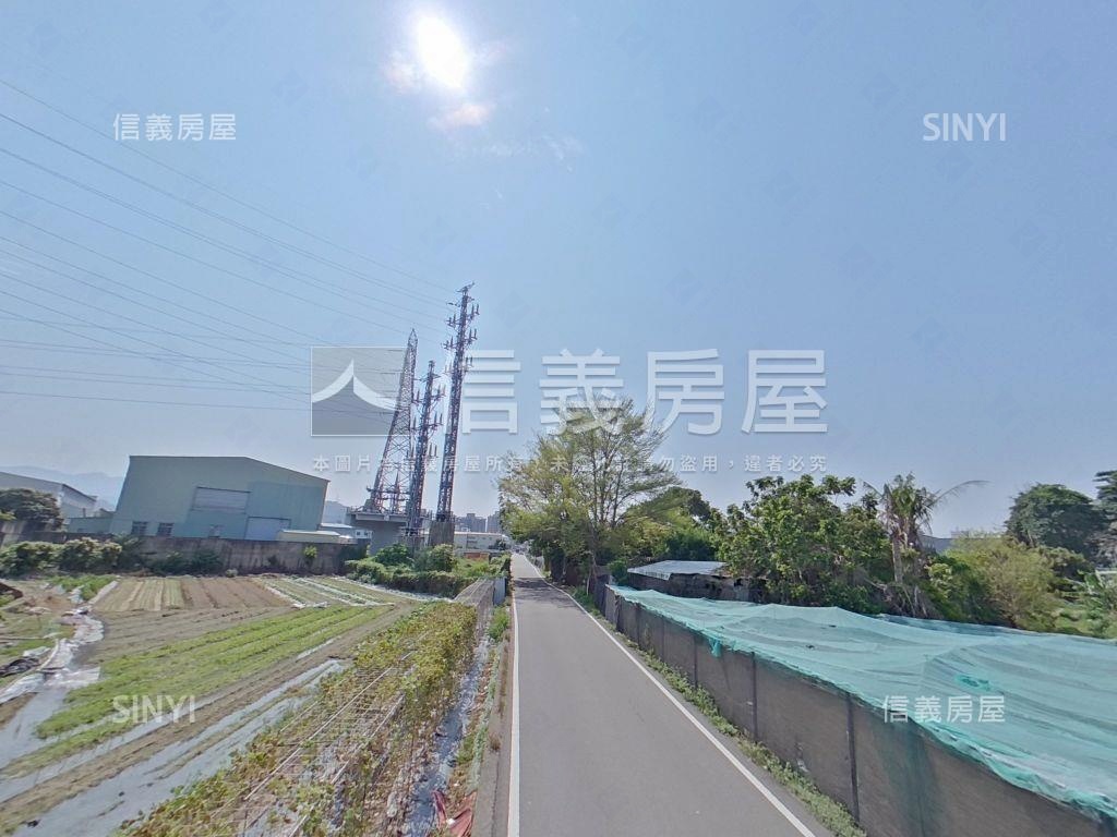 大里區光明路旁快樂農地房屋室內格局與周邊環境