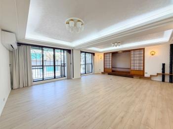 復興小學旁芙蓉大廈附車位