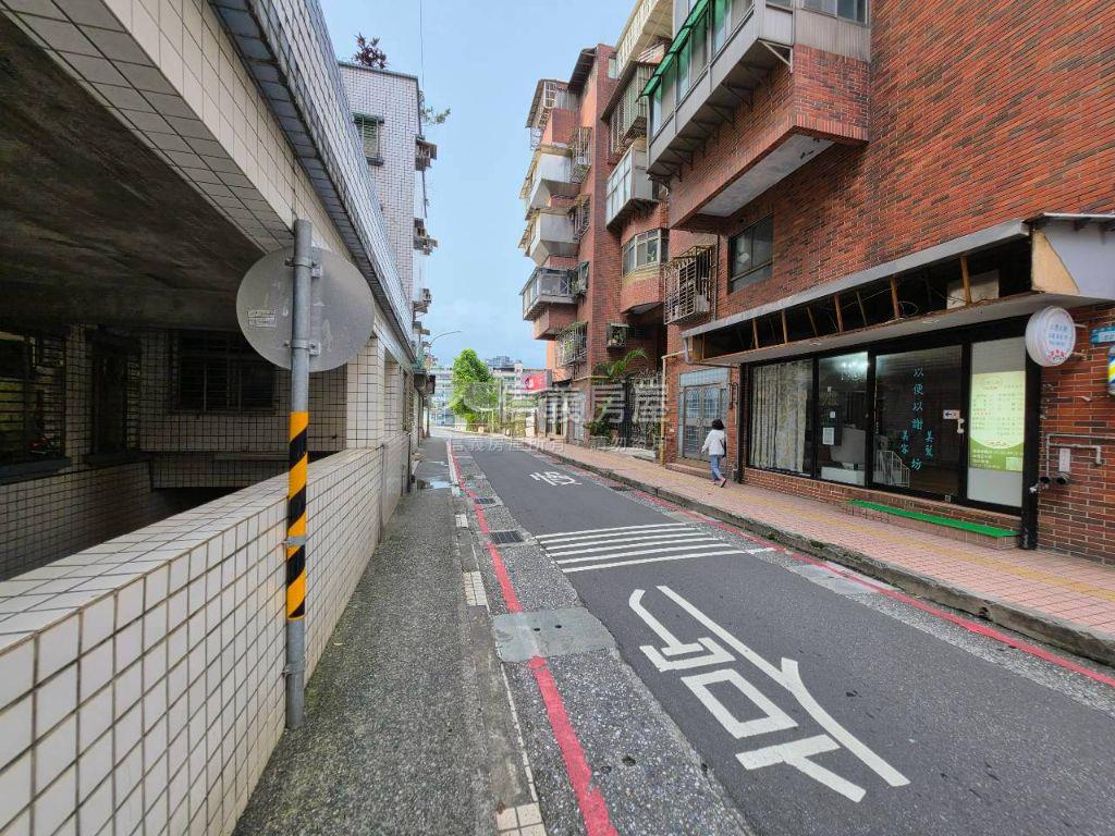 近東湖翠亨村三樓美寓房屋室內格局與周邊環境