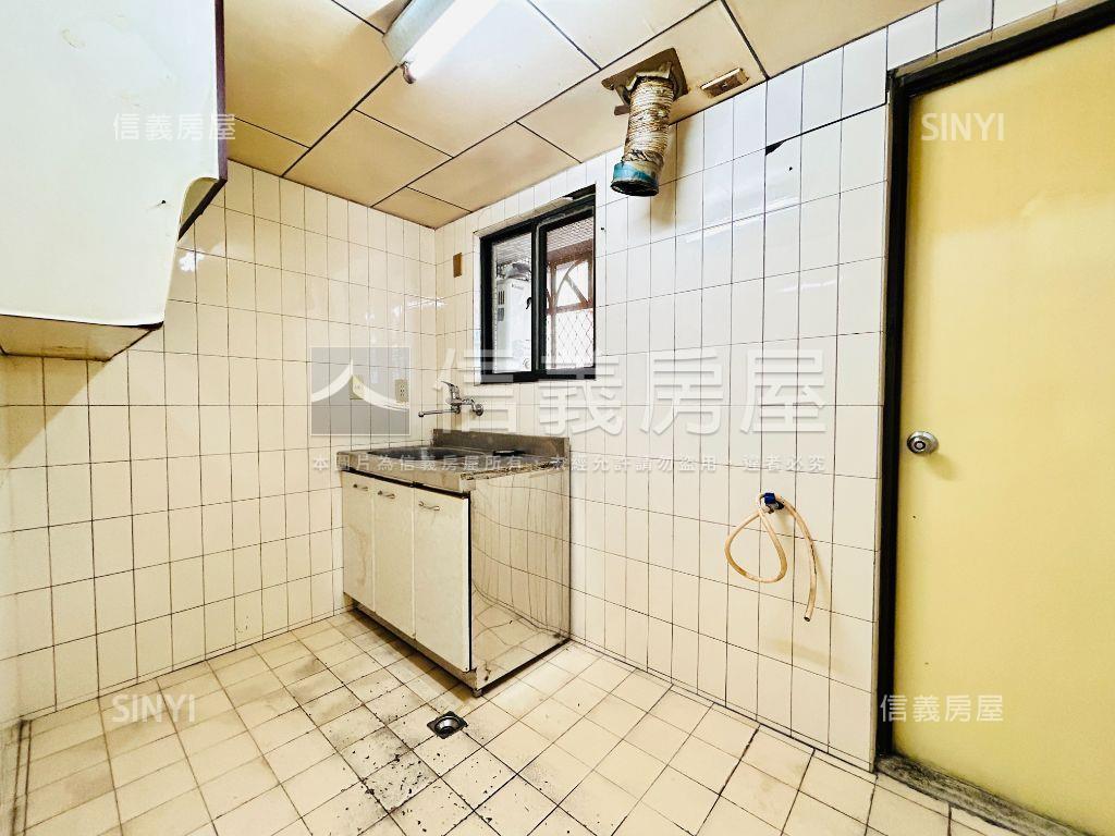 誠售～邊間住辦好規劃房屋室內格局與周邊環境