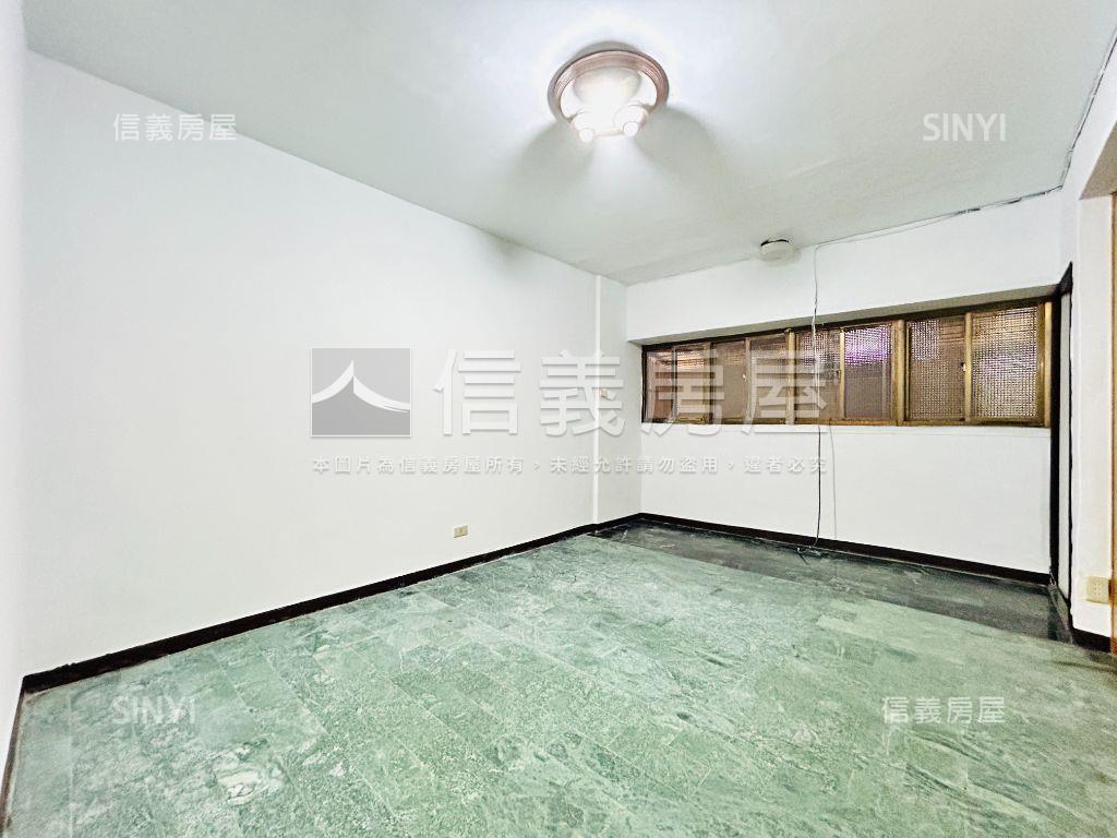 誠售～邊間住辦好規劃房屋室內格局與周邊環境