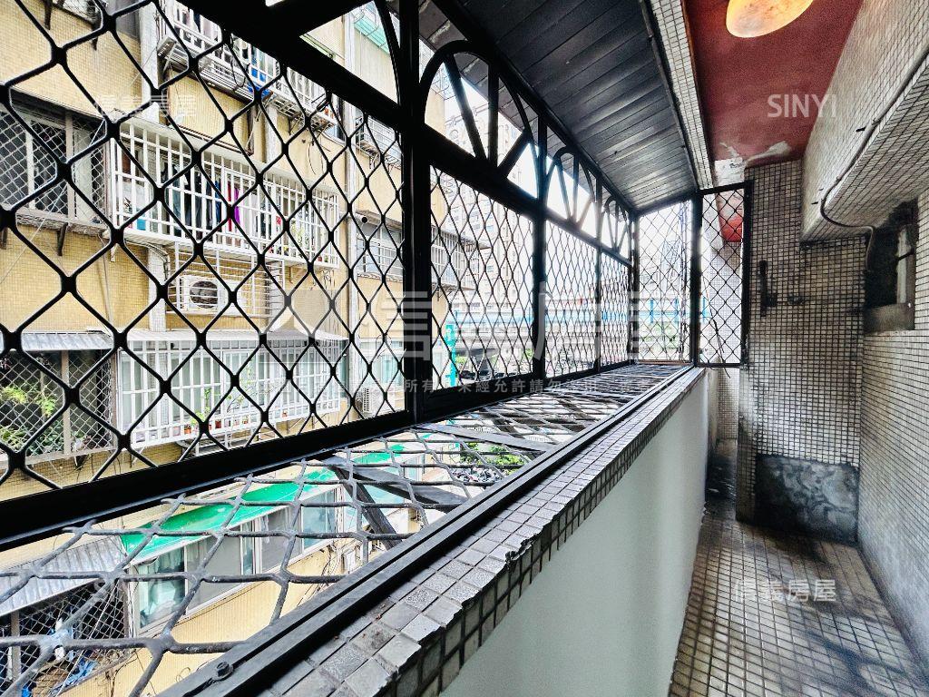 誠售～邊間住辦好規劃房屋室內格局與周邊環境