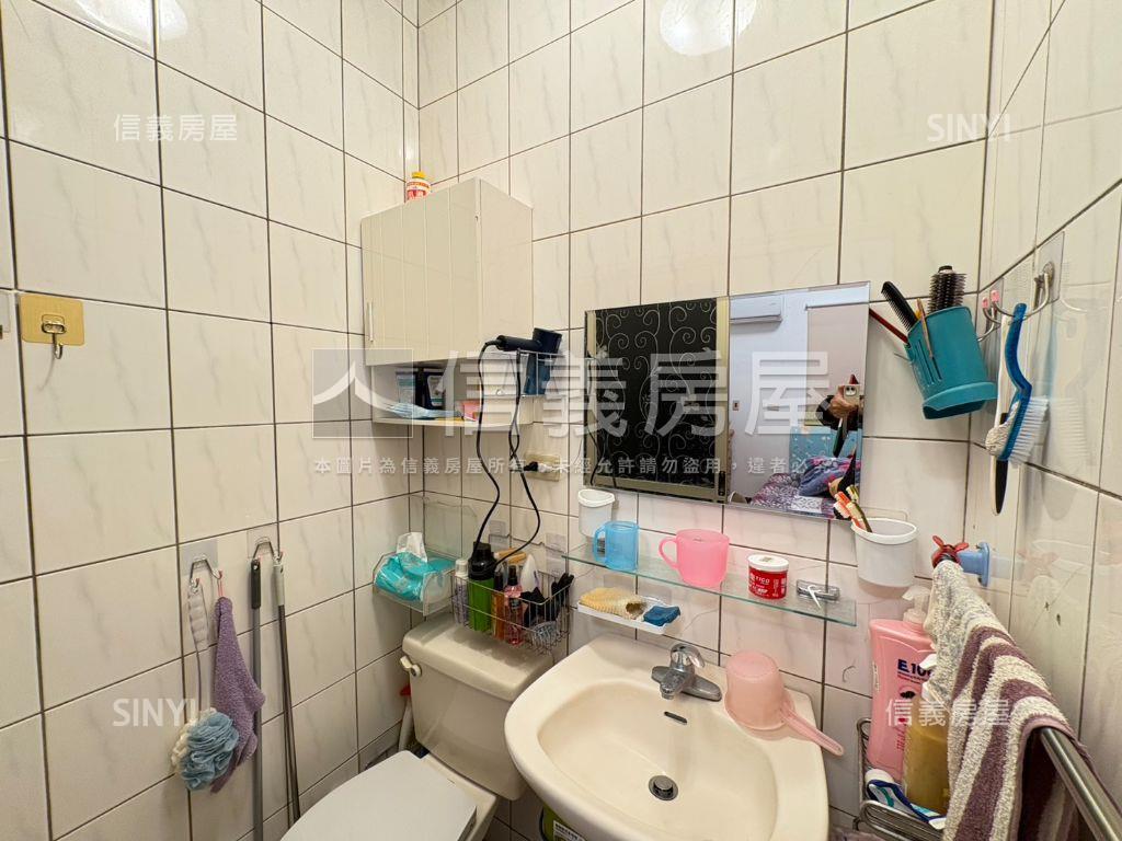 桃林步道旁一樓三房車位房屋室內格局與周邊環境