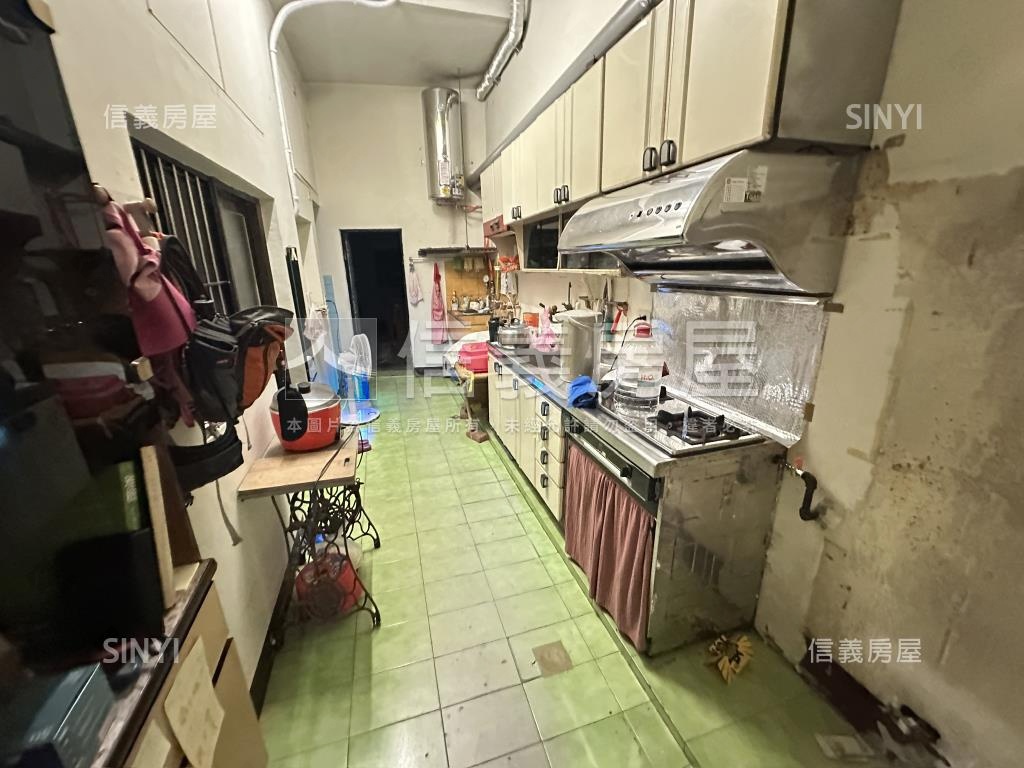 預定捷運沿線介壽路透天房屋室內格局與周邊環境