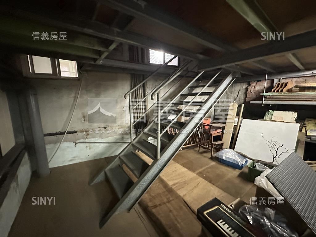 預定捷運沿線介壽路透天房屋室內格局與周邊環境