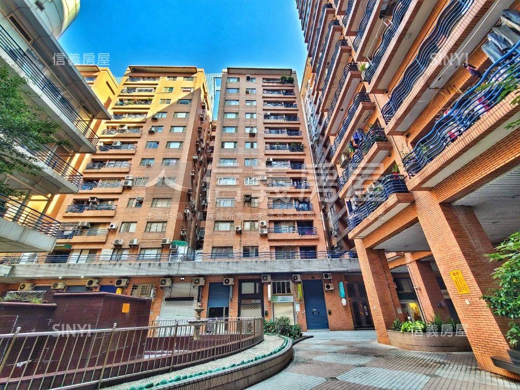 星馳大兩房美宅房屋室內格局與周邊環境