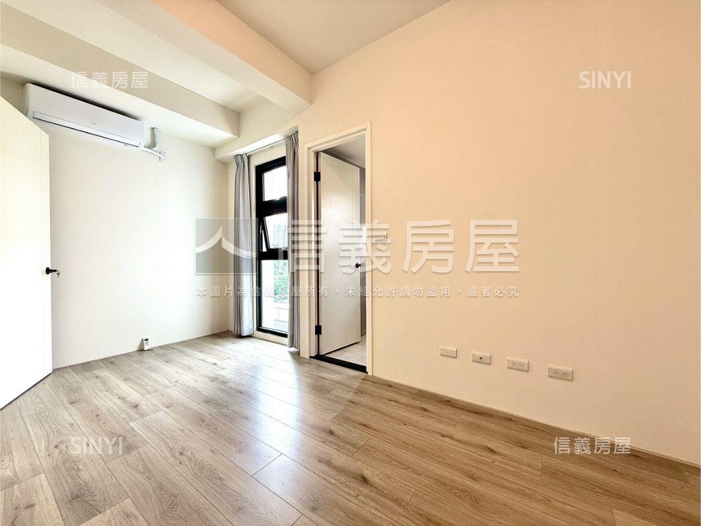 心樂埕│朝南角間電梯別墅房屋室內格局與周邊環境