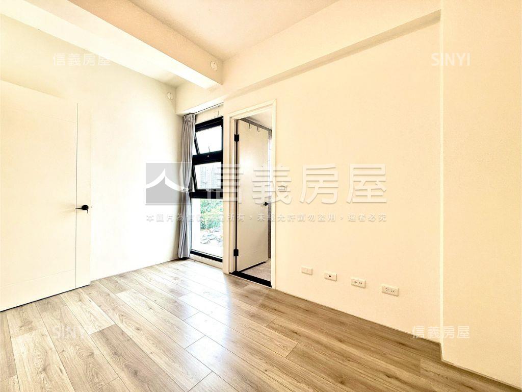 心樂埕│朝南角間電梯別墅房屋室內格局與周邊環境