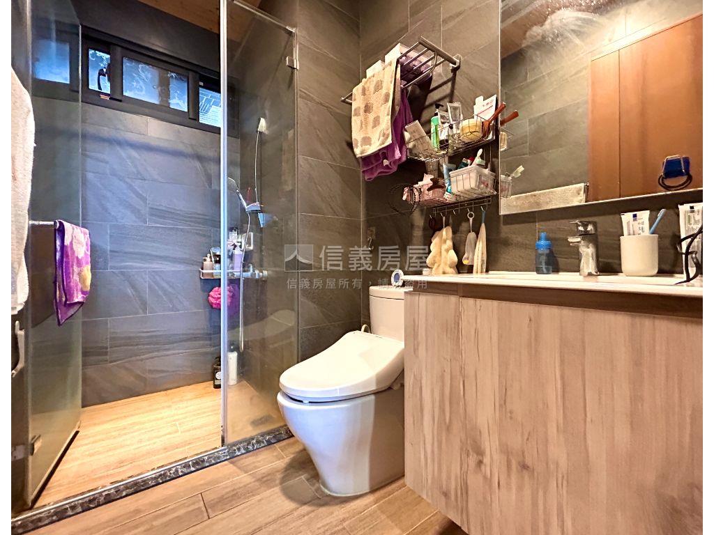 御丰天際｜三房連號雙平車房屋室內格局與周邊環境