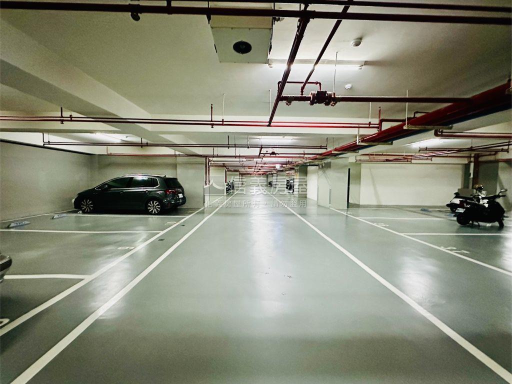 御丰天際｜三房連號雙平車房屋室內格局與周邊環境