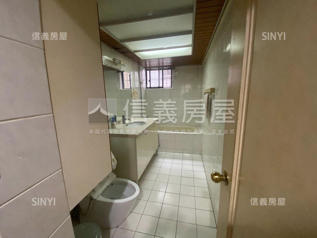 國泰中泰邊間大戶房屋室內格局與周邊環境