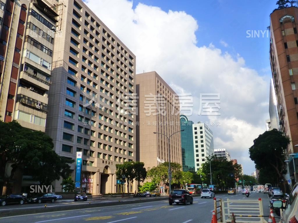 國泰中泰邊間大戶房屋室內格局與周邊環境
