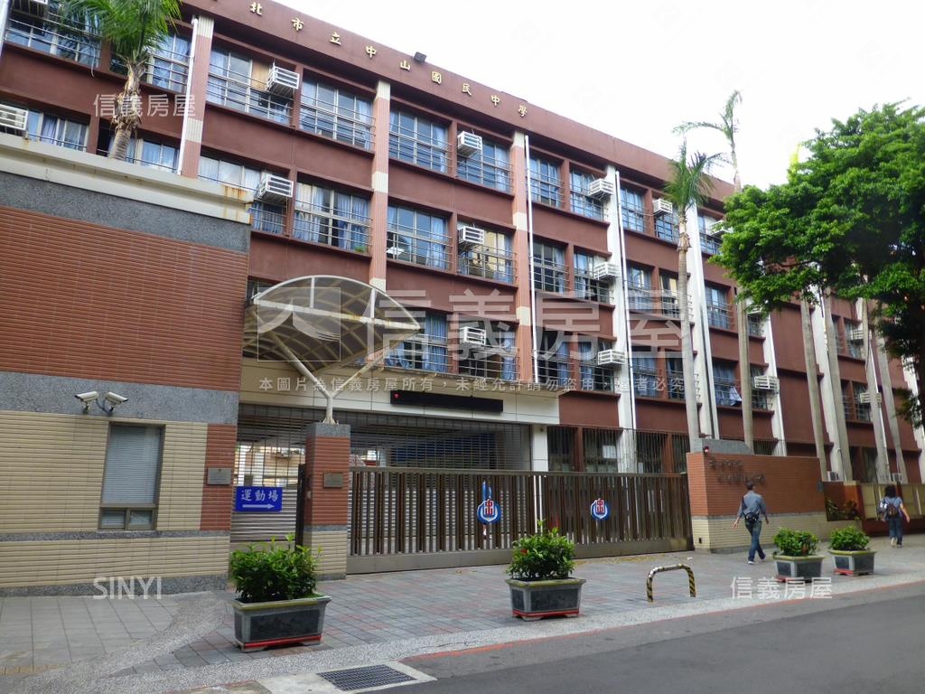 國泰中泰邊間大戶房屋室內格局與周邊環境