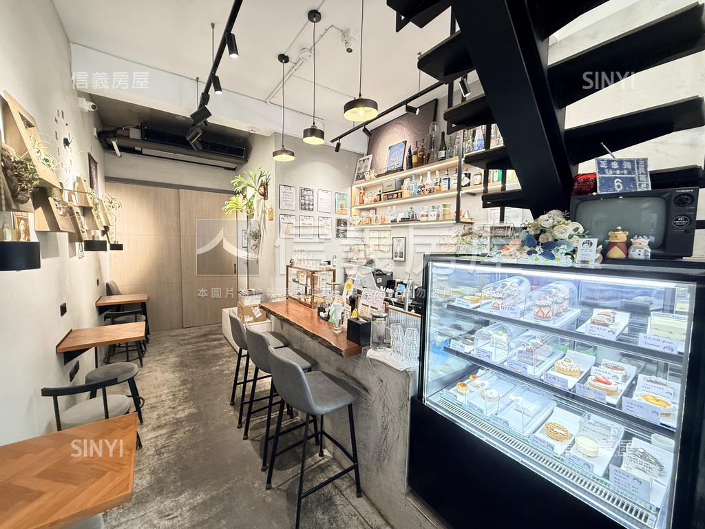 近高科大精美透天店住房屋室內格局與周邊環境