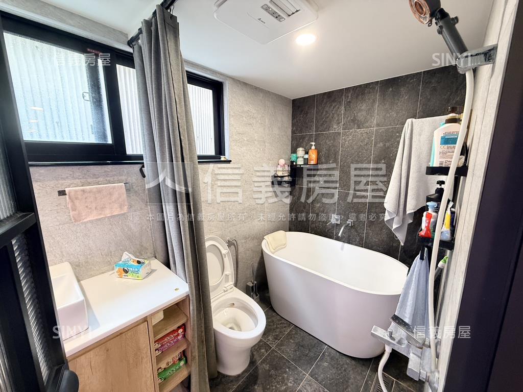 近高科大精美透天店住房屋室內格局與周邊環境