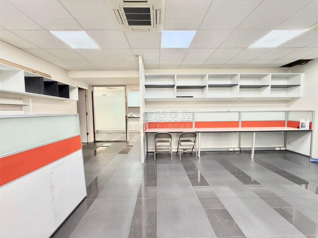 南港世界心露臺美商辦房屋室內格局與周邊環境