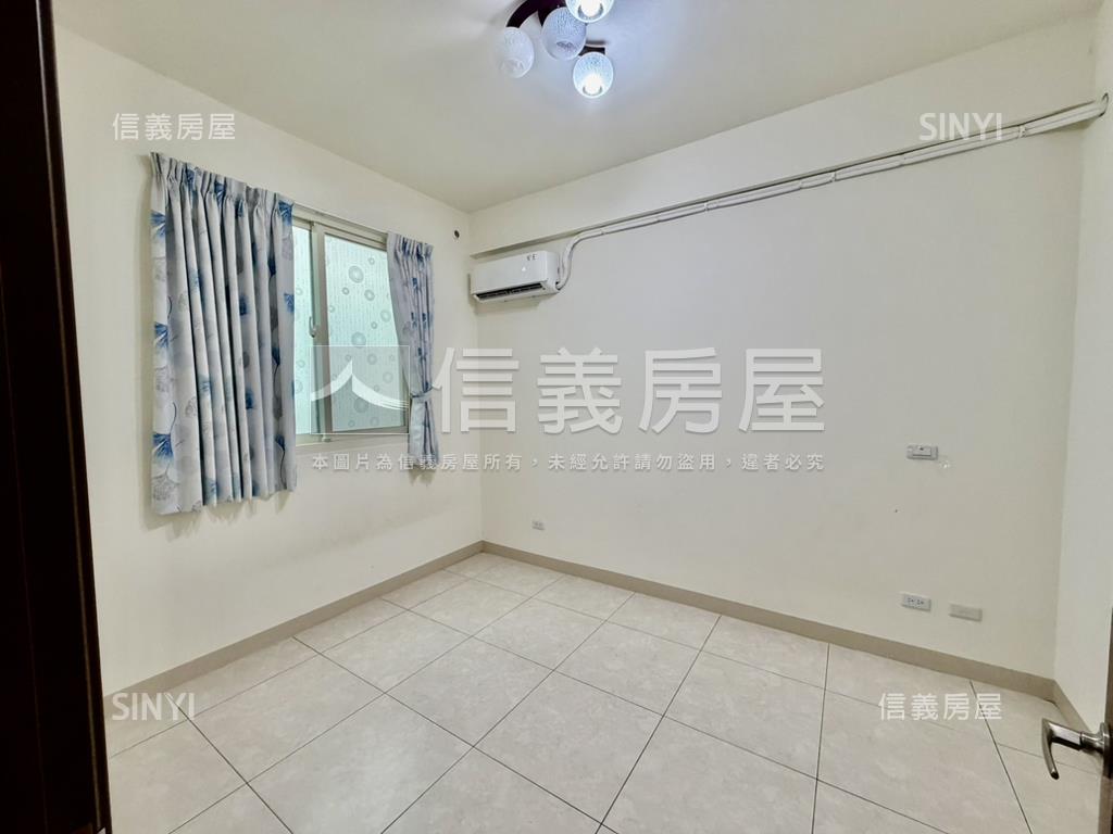 國道旁田園美景透天房屋室內格局與周邊環境