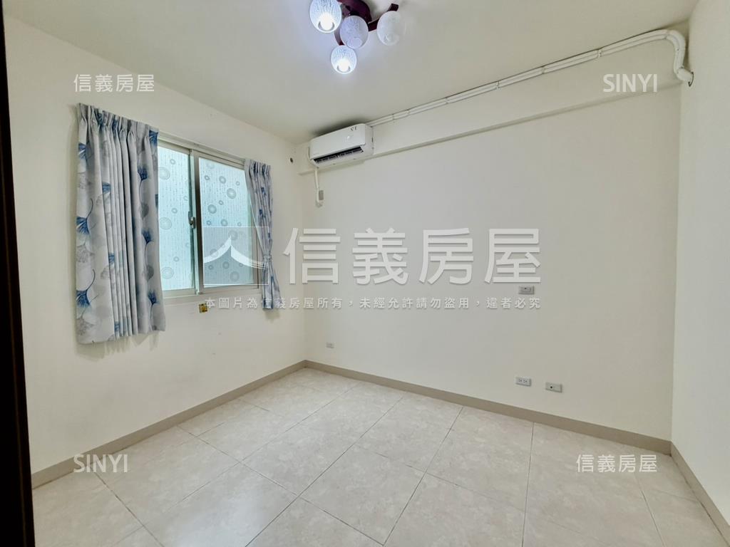 國道旁田園美景透天房屋室內格局與周邊環境