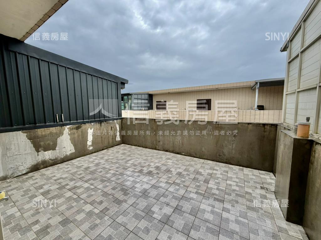 國道旁田園美景透天房屋室內格局與周邊環境