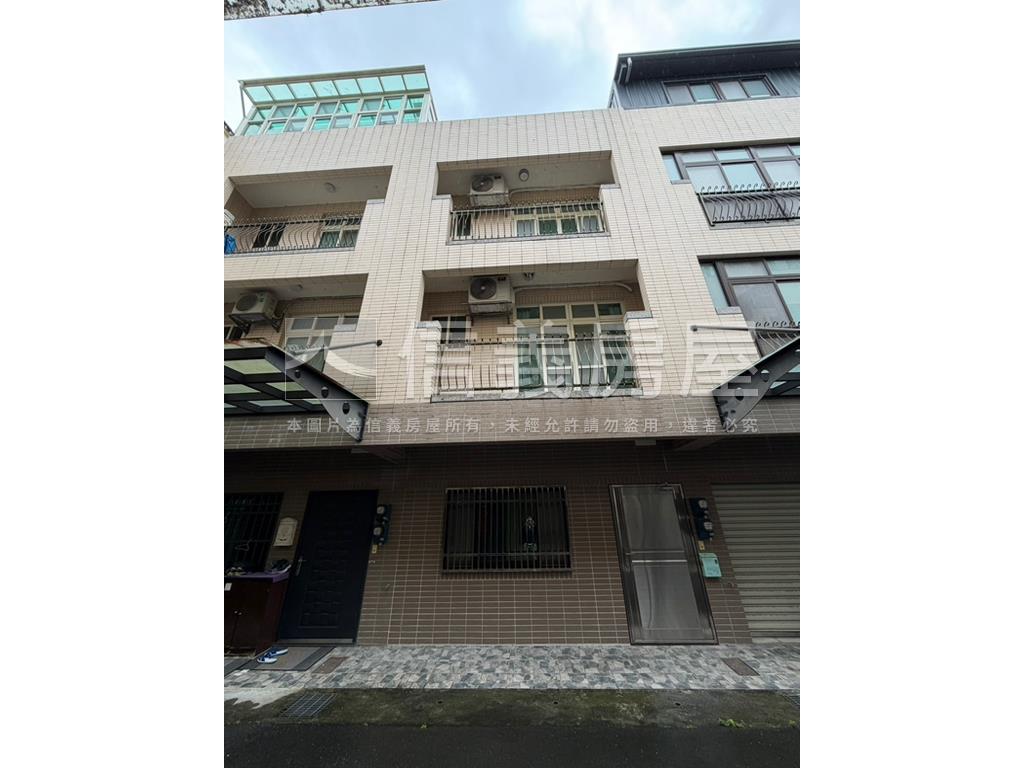 國道旁田園美景透天房屋室內格局與周邊環境