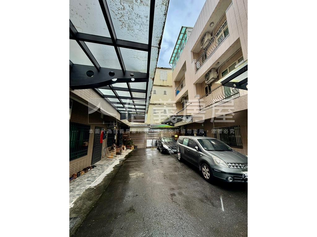 國道旁田園美景透天房屋室內格局與周邊環境
