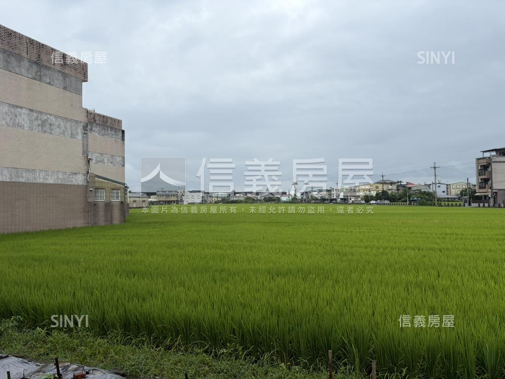 國道旁田園美景透天房屋室內格局與周邊環境