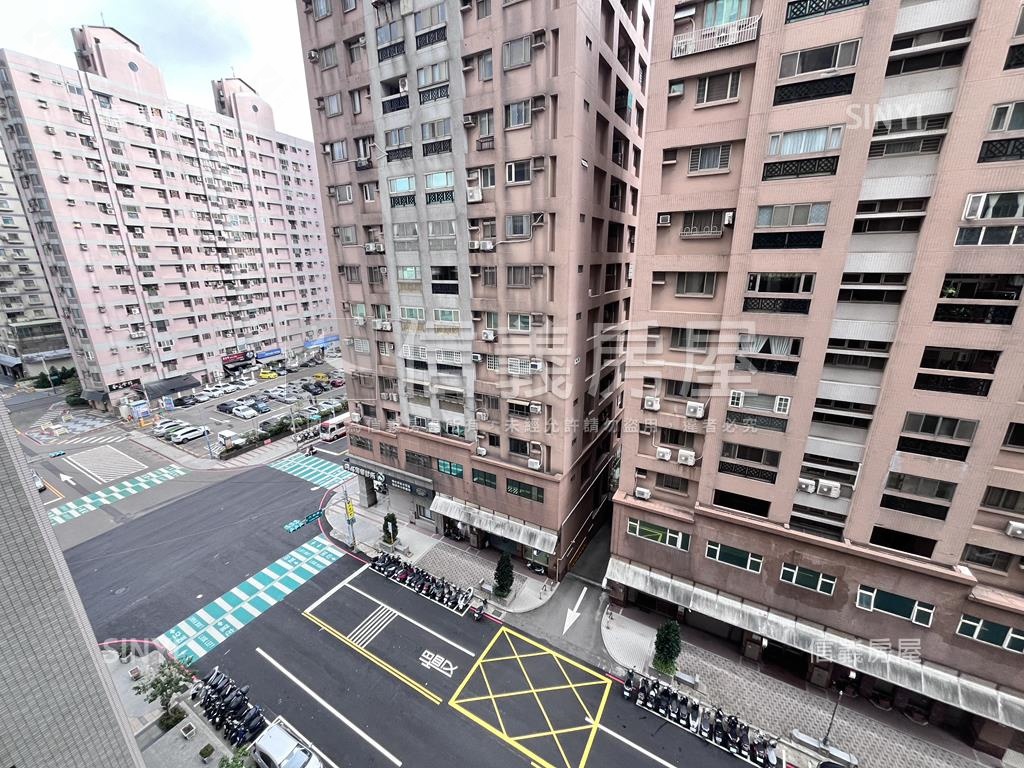 海華國際之星２房車位房屋室內格局與周邊環境